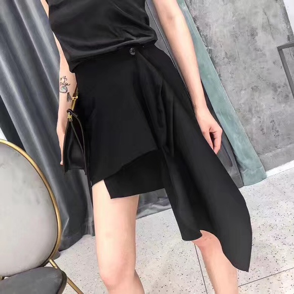 Asymmetric Black Mini Skirt - Picture 1 of 6